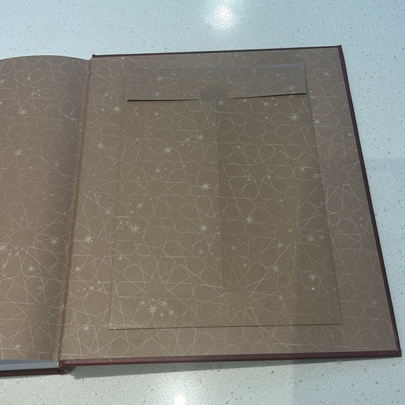 Harry Potter Magical Places from the Films Hogwarts, Diagon Alley & Beyond - Picture 13 of 17